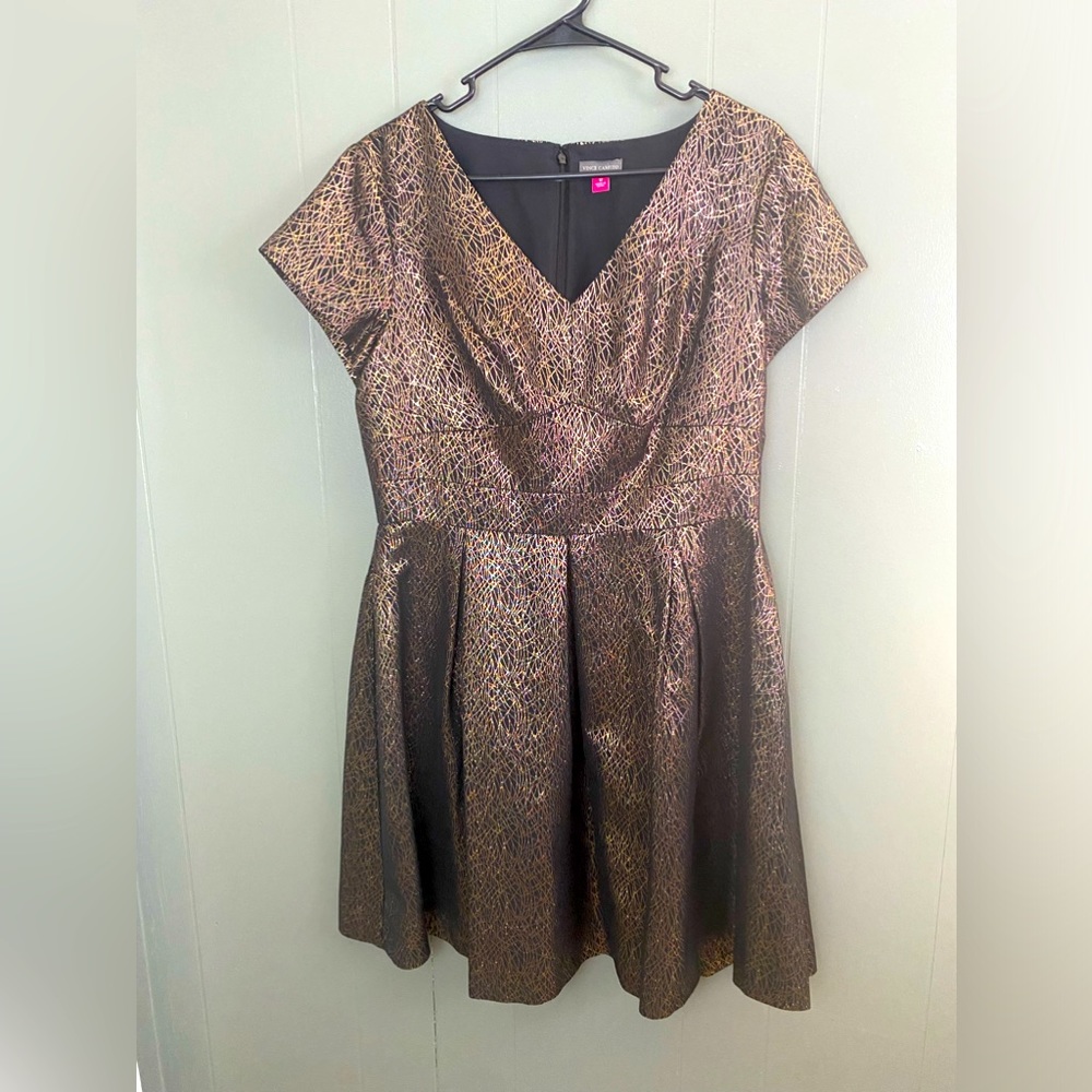 Vince Camuto Fit and Flare Pleated Black/Gold Dress